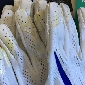 Nike Accessories - Nike Vapor Knit Air Force Falcons Gloves PGF495 Nike Accessories - Nike Vapor Knit Air Force Falcons Gloves PGF495